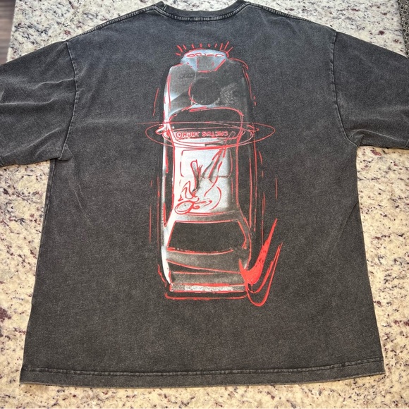 Matte black Travis Scott T-Shirt. Cactus Jack on the back. Size: XL - Picture 3 of 5